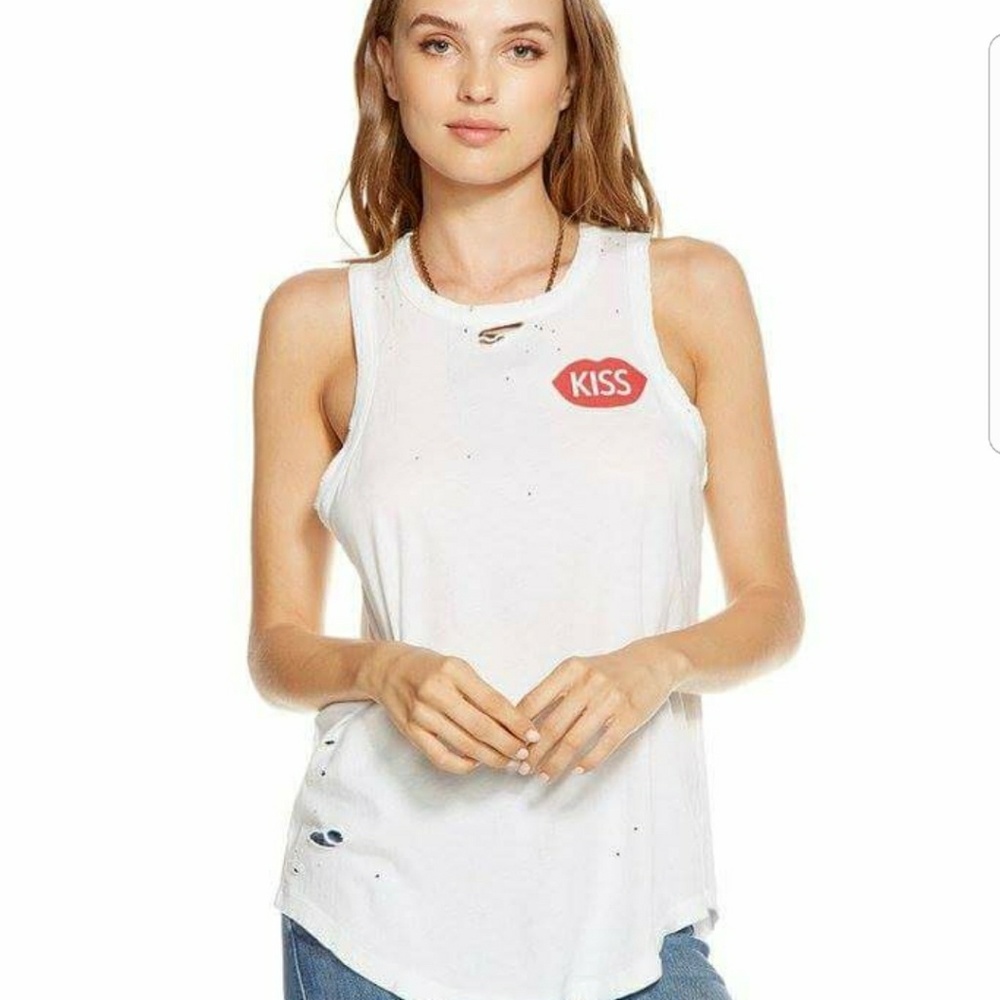 Chaser kiss tank